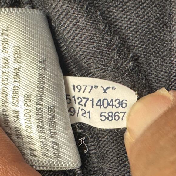 American Eagle Jeans Mens Tag 29x32 Fits 28x28.5 Slim Straight Distressed Black - Picture 4 of 11